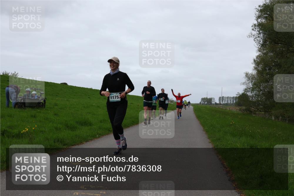 04.05.2025 - 8. Wedeler Halbmarathon Yannick Fuchs http://msf.ph/oto/7836308 04.05.2025 11:23:57 Laufen 1175, 1141 meine-sportfotos.de