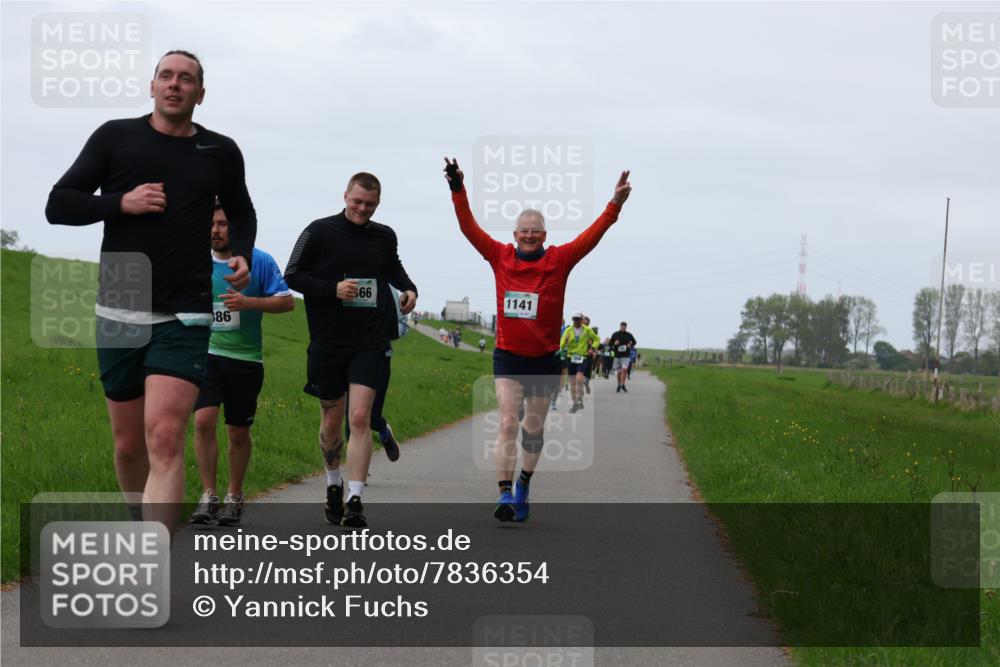 04.05.2025 - 8. Wedeler Halbmarathon Yannick Fuchs http://msf.ph/oto/7836354 04.05.2025 11:23:59 Laufen 66, 1141, 86 meine-sportfotos.de