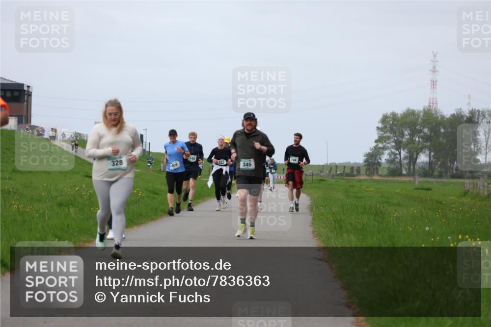 04.05.2025 - 8. Wedeler Halbmarathon Yannick Fuchs http://msf.ph/oto/7836363 04.05.2025 11:45:31 Laufen 328, 345 meine-sportfotos.de