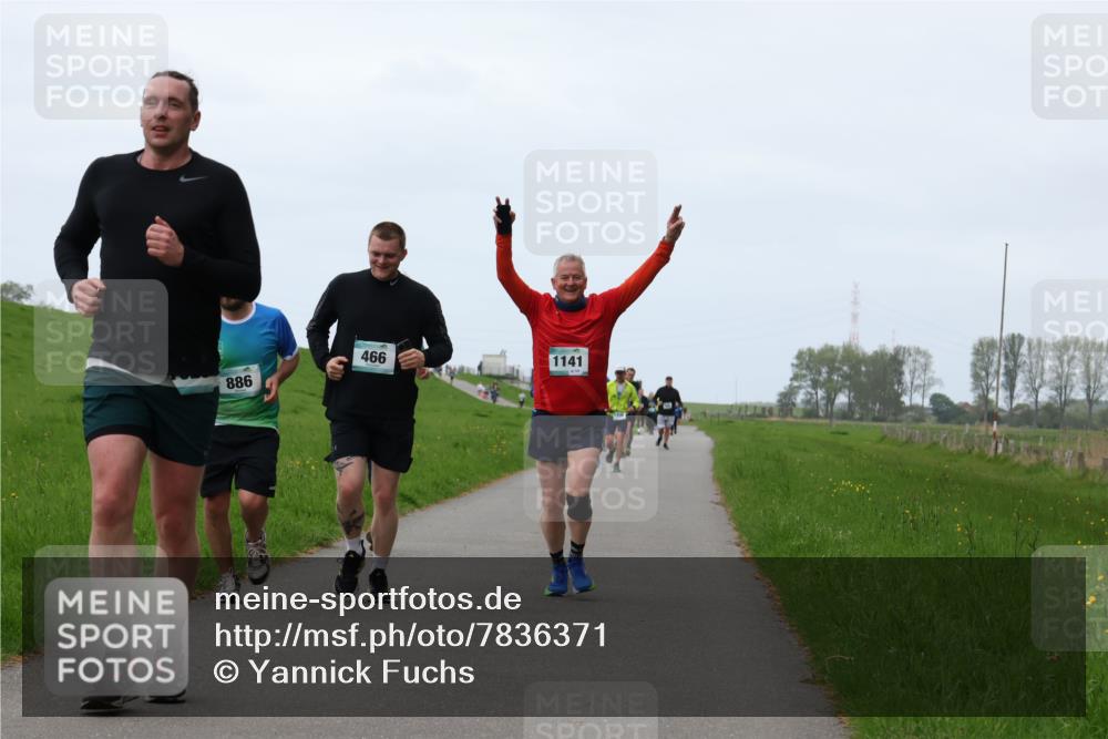 04.05.2025 - 8. Wedeler Halbmarathon Yannick Fuchs http://msf.ph/oto/7836371 04.05.2025 11:23:59 Laufen 466, 1141, 886 meine-sportfotos.de