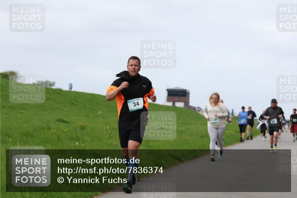 04.05.2025 - 8. Wedeler Halbmarathon Yannick Fuchs http://msf.ph/oto/7836374 04.05.2025 11:45:32 Laufen 34, 328 meine-sportfotos.de