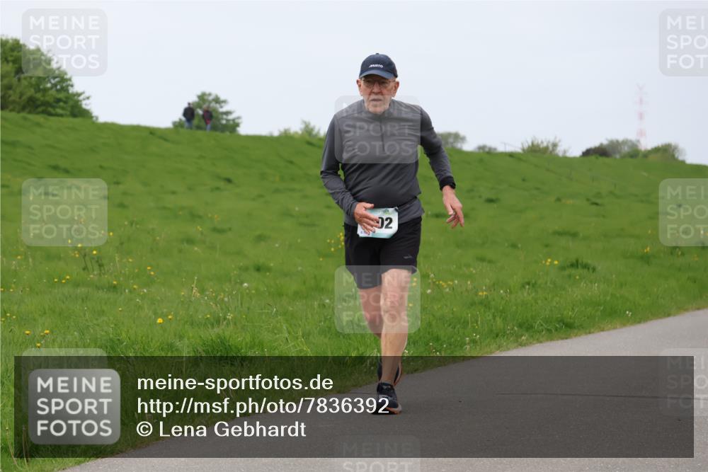04.05.2025 - 8. Wedeler Halbmarathon Lena Gebhardt http://msf.ph/oto/7836392 04.05.2025 11:30:41 Laufen 2 meine-sportfotos.de