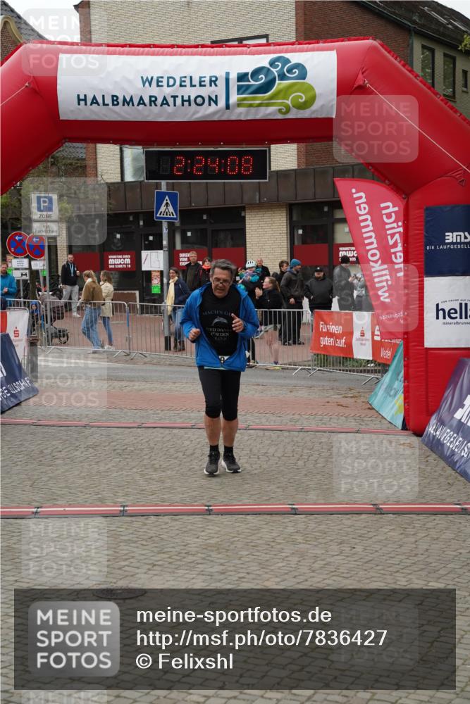 04.05.2025 - 8. Wedeler Halbmarathon Felixshl http://msf.ph/oto/7836427 04.05.2025 12:24:05 Ziel 239 meine-sportfotos.de