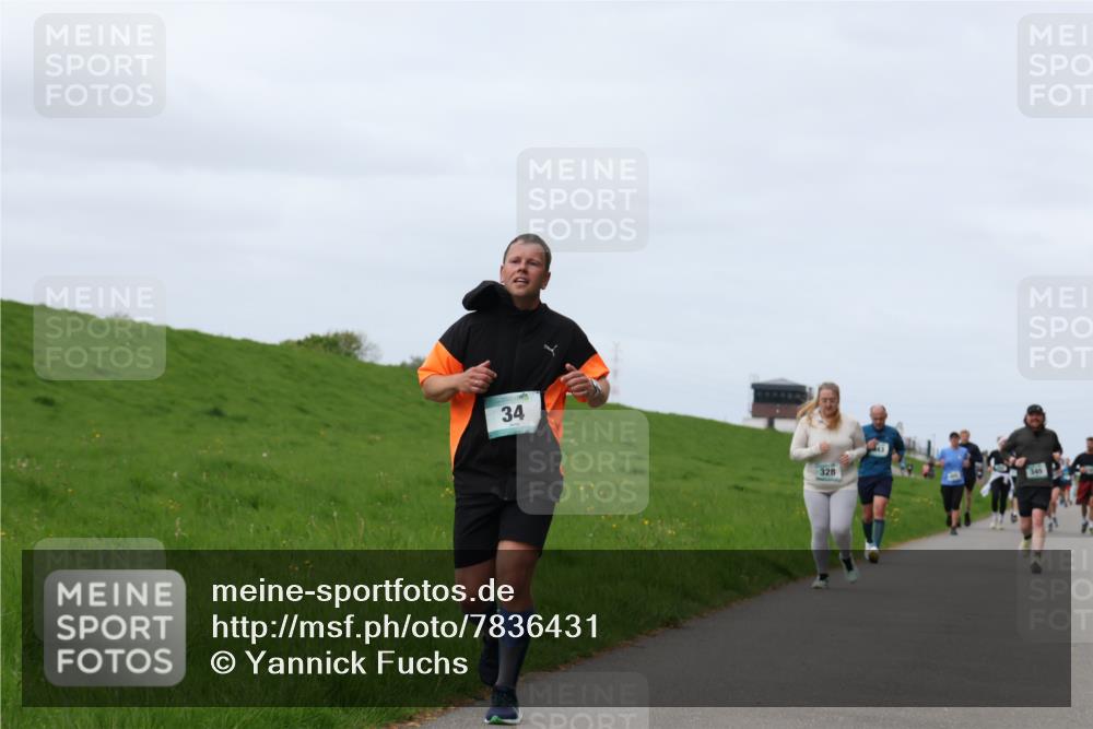 04.05.2025 - 8. Wedeler Halbmarathon Yannick Fuchs http://msf.ph/oto/7836431 04.05.2025 11:45:33 Laufen 34, 328 meine-sportfotos.de