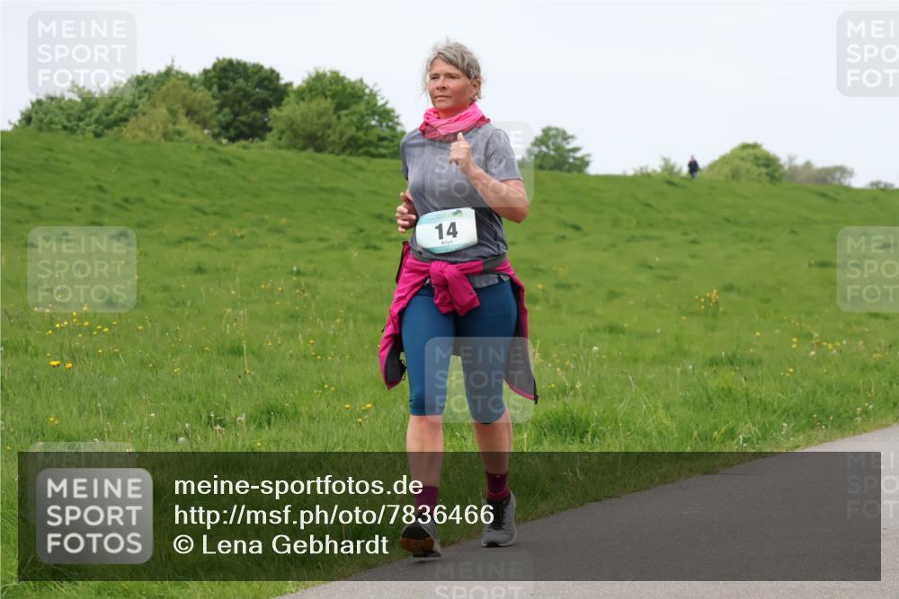 04.05.2025 - 8. Wedeler Halbmarathon Lena Gebhardt http://msf.ph/oto/7836466 04.05.2025 11:30:51 Laufen 14 meine-sportfotos.de
