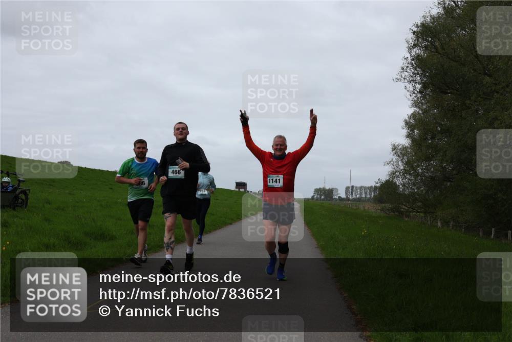 04.05.2025 - 8. Wedeler Halbmarathon Yannick Fuchs http://msf.ph/oto/7836521 04.05.2025 11:24:02 Laufen 586, 466, 752, 1141 meine-sportfotos.de