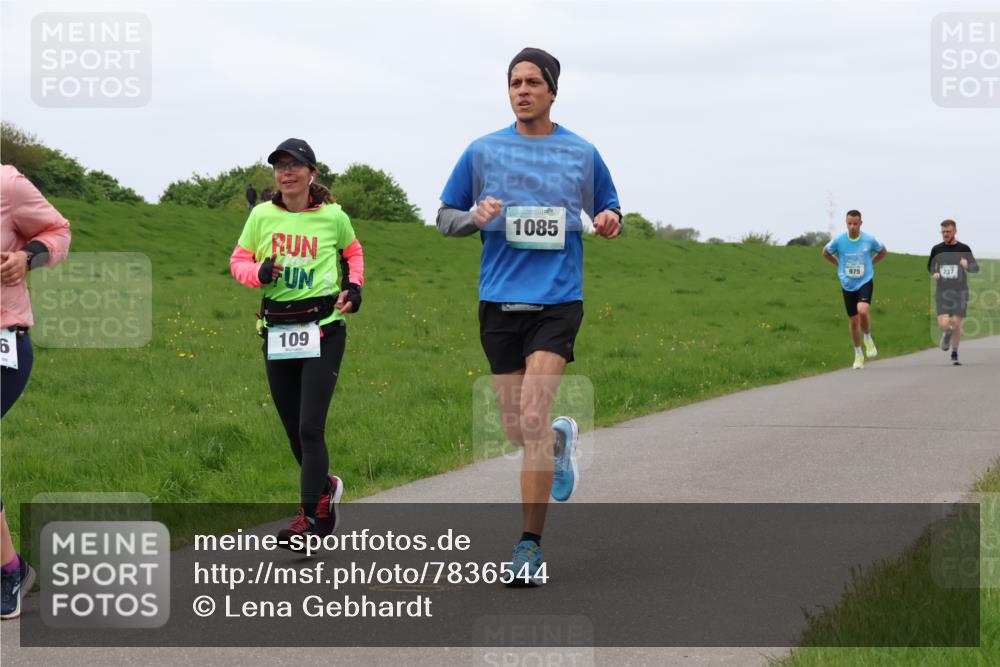 04.05.2025 - 8. Wedeler Halbmarathon Lena Gebhardt http://msf.ph/oto/7836544 04.05.2025 11:31:14 Laufen 109, 1085, 975 meine-sportfotos.de