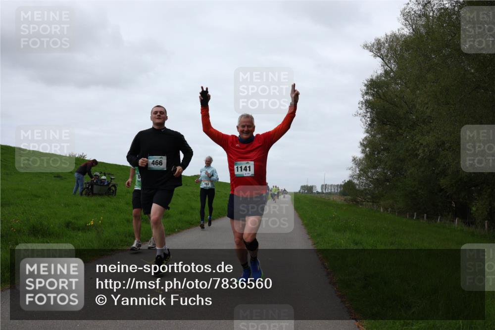 04.05.2025 - 8. Wedeler Halbmarathon Yannick Fuchs http://msf.ph/oto/7836560 04.05.2025 11:24:03 Laufen 466, 3, 1141 meine-sportfotos.de