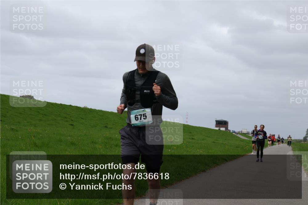 04.05.2025 - 8. Wedeler Halbmarathon Yannick Fuchs http://msf.ph/oto/7836618 04.05.2025 11:59:40 Laufen 675 meine-sportfotos.de