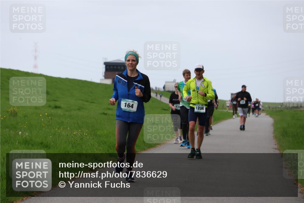 04.05.2025 - 8. Wedeler Halbmarathon Yannick Fuchs http://msf.ph/oto/7836629 04.05.2025 11:24:06 Laufen 164, 930, 1206 meine-sportfotos.de