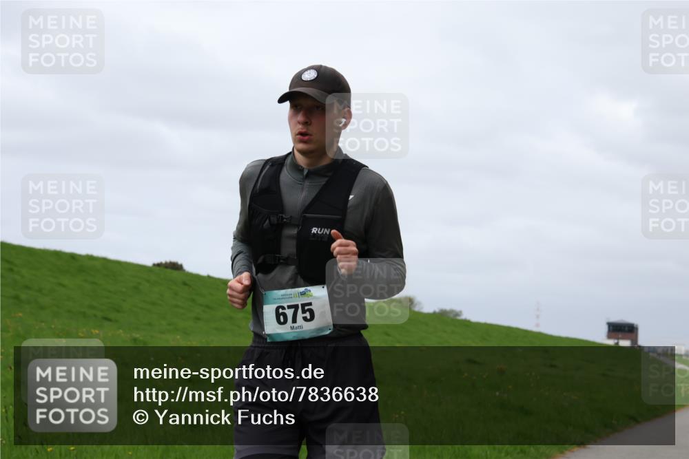 04.05.2025 - 8. Wedeler Halbmarathon Yannick Fuchs http://msf.ph/oto/7836638 04.05.2025 11:59:40 Laufen 12, 675 meine-sportfotos.de