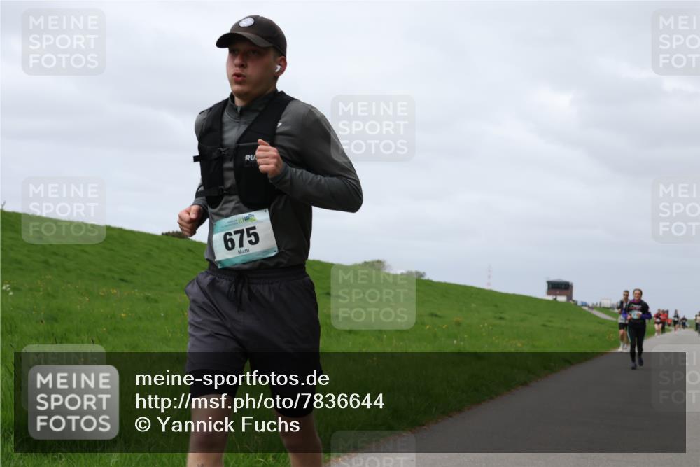 04.05.2025 - 8. Wedeler Halbmarathon Yannick Fuchs http://msf.ph/oto/7836644 04.05.2025 11:59:41 Laufen 675 meine-sportfotos.de