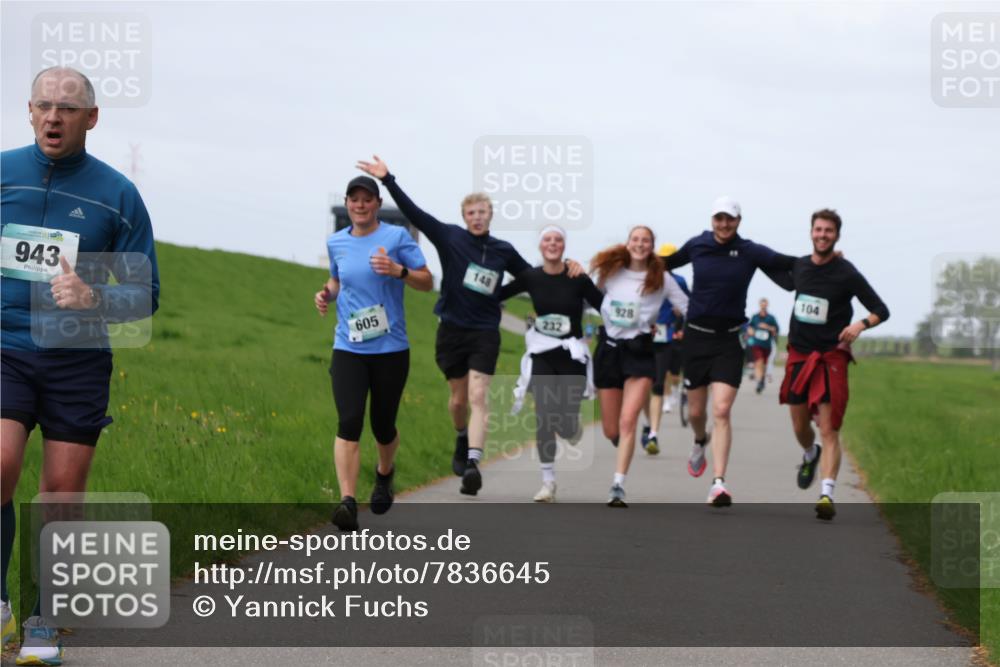 04.05.2025 - 8. Wedeler Halbmarathon Yannick Fuchs http://msf.ph/oto/7836645 04.05.2025 11:45:44 Laufen 943, 605, 148, 232, 928, 104 meine-sportfotos.de