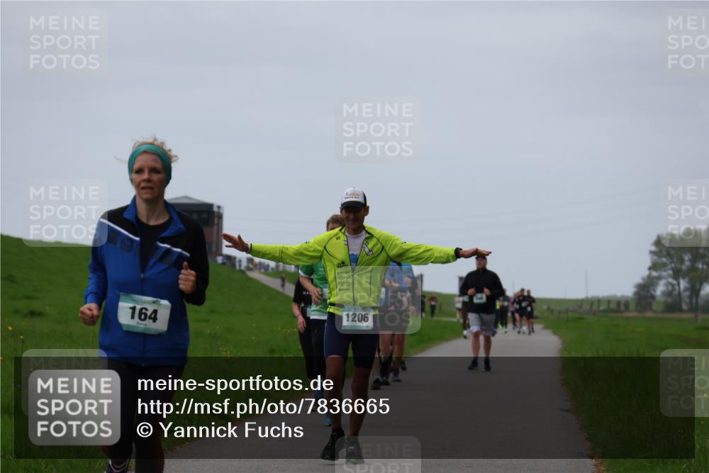 04.05.2025 - 8. Wedeler Halbmarathon Yannick Fuchs http://msf.ph/oto/7836665 04.05.2025 11:24:07 Laufen 164, 1206 meine-sportfotos.de