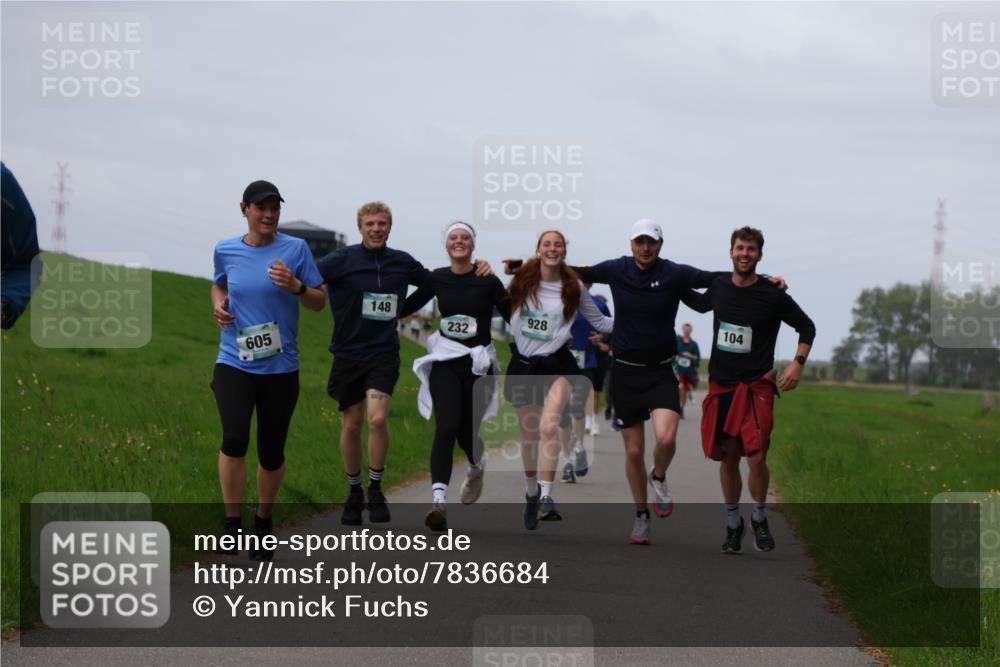 04.05.2025 - 8. Wedeler Halbmarathon Yannick Fuchs http://msf.ph/oto/7836684 04.05.2025 11:45:45 Laufen 148, 232, 605, 928, 104 meine-sportfotos.de