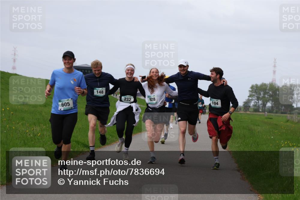 04.05.2025 - 8. Wedeler Halbmarathon Yannick Fuchs http://msf.ph/oto/7836694 04.05.2025 11:45:45 Laufen 148, 232, 928, 605, 104 meine-sportfotos.de