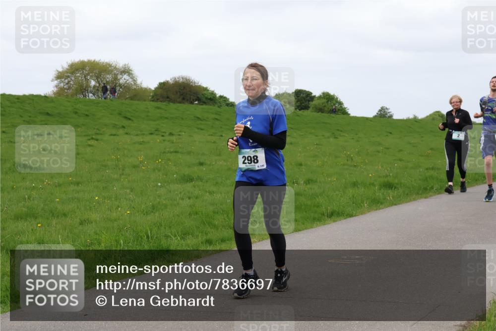 04.05.2025 - 8. Wedeler Halbmarathon Lena Gebhardt http://msf.ph/oto/7836697 04.05.2025 11:31:43 Laufen 1, 298, 140 meine-sportfotos.de