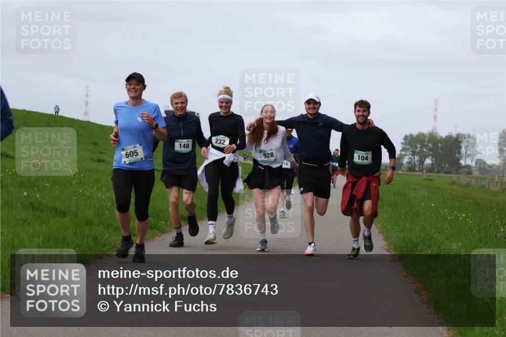 04.05.2025 - 8. Wedeler Halbmarathon Yannick Fuchs http://msf.ph/oto/7836743 04.05.2025 11:45:46 Laufen 605, 148, 232, 928, 216, 104 meine-sportfotos.de