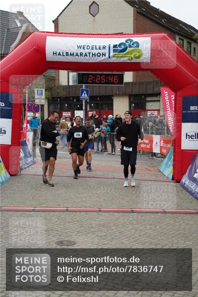 04.05.2025 - 8. Wedeler Halbmarathon Felixshl http://msf.ph/oto/7836747 04.05.2025 12:25:44 Ziel 41, 129, 133, 938 meine-sportfotos.de