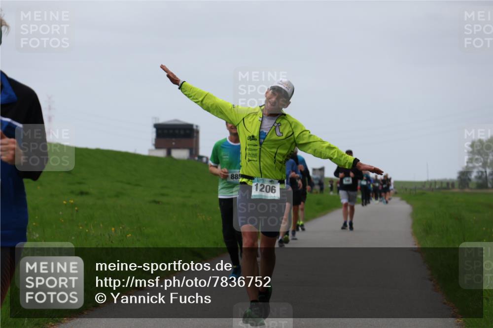 04.05.2025 - 8. Wedeler Halbmarathon Yannick Fuchs http://msf.ph/oto/7836752 04.05.2025 11:24:09 Laufen 885, 1206 meine-sportfotos.de
