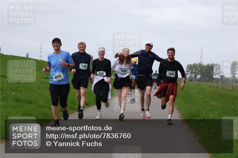 04.05.2025 - 8. Wedeler Halbmarathon Yannick Fuchs http://msf.ph/oto/7836760 04.05.2025 11:45:46 Laufen 3, 605, 148, 232, 928, 104 meine-sportfotos.de