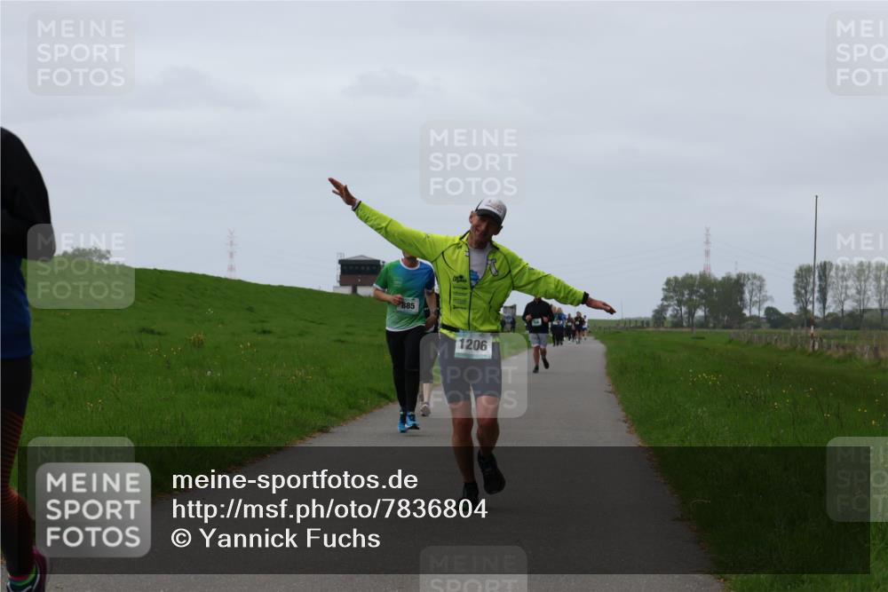04.05.2025 - 8. Wedeler Halbmarathon Yannick Fuchs http://msf.ph/oto/7836804 04.05.2025 11:24:10 Laufen 885, 1206 meine-sportfotos.de