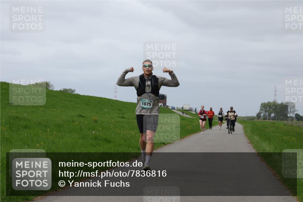 04.05.2025 - 8. Wedeler Halbmarathon Yannick Fuchs http://msf.ph/oto/7836816 04.05.2025 11:59:51 Laufen 1075 meine-sportfotos.de