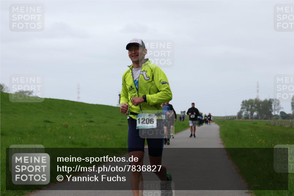 04.05.2025 - 8. Wedeler Halbmarathon Yannick Fuchs http://msf.ph/oto/7836827 04.05.2025 11:24:12 Laufen 1206 meine-sportfotos.de