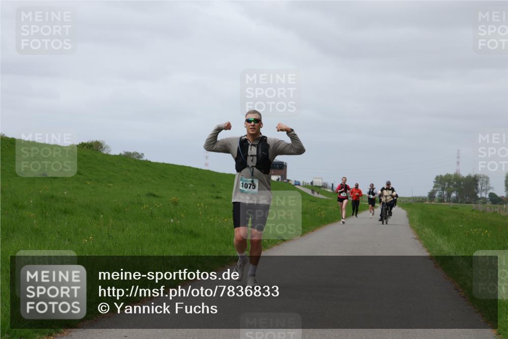 04.05.2025 - 8. Wedeler Halbmarathon Yannick Fuchs http://msf.ph/oto/7836833 04.05.2025 11:59:51 Laufen 1075 meine-sportfotos.de