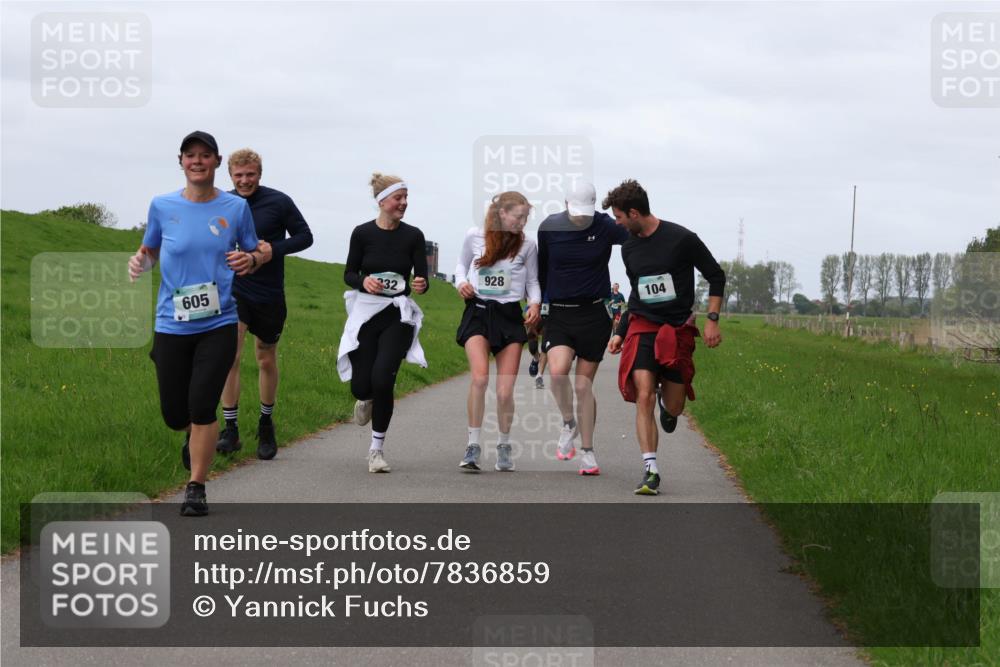 04.05.2025 - 8. Wedeler Halbmarathon Yannick Fuchs http://msf.ph/oto/7836859 04.05.2025 11:45:48 Laufen 232, 605, 928, 104 meine-sportfotos.de