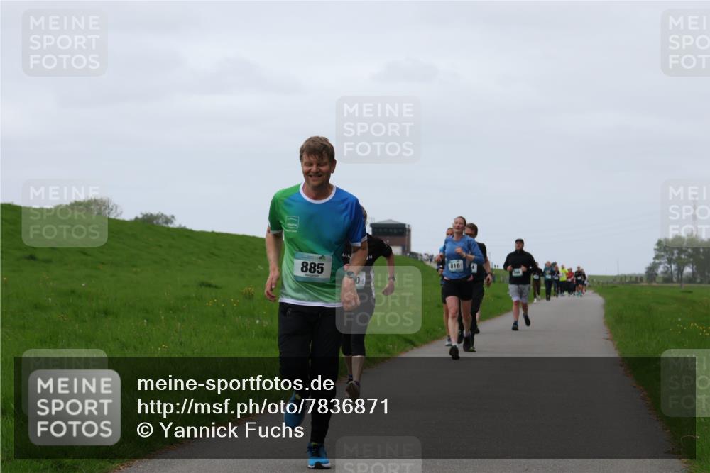 04.05.2025 - 8. Wedeler Halbmarathon Yannick Fuchs http://msf.ph/oto/7836871 04.05.2025 11:24:14 Laufen 885, 816 meine-sportfotos.de