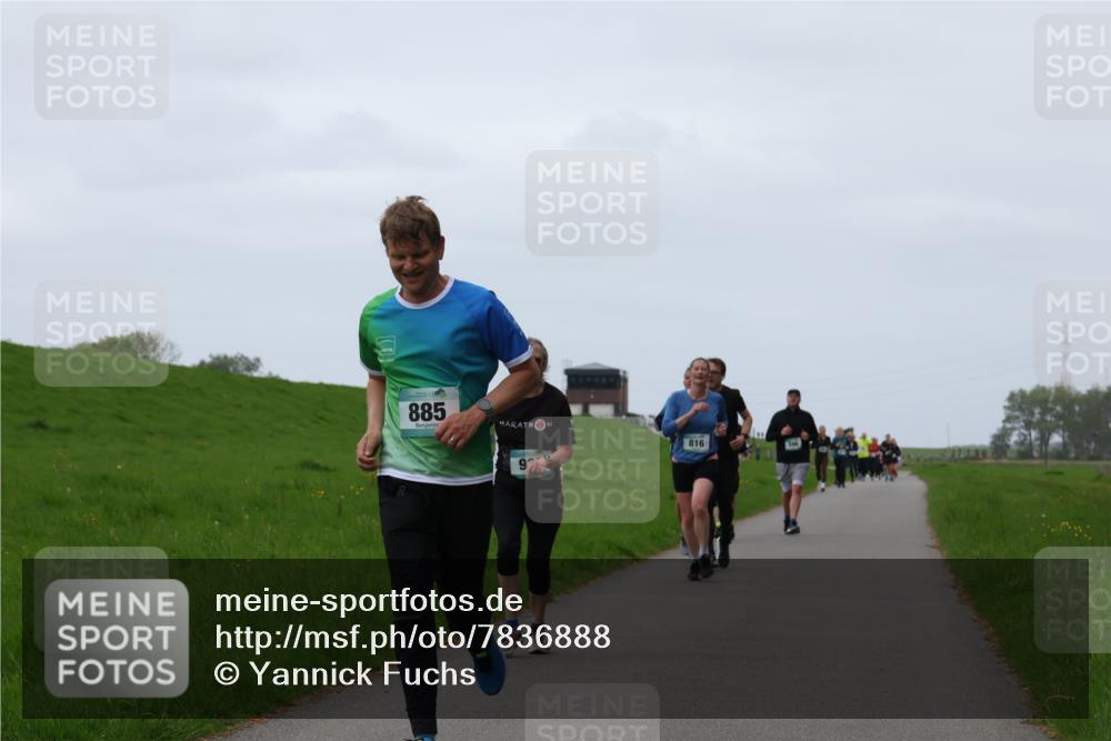 04.05.2025 - 8. Wedeler Halbmarathon Yannick Fuchs http://msf.ph/oto/7836888 04.05.2025 11:24:14 Laufen 885, 9, 816 meine-sportfotos.de