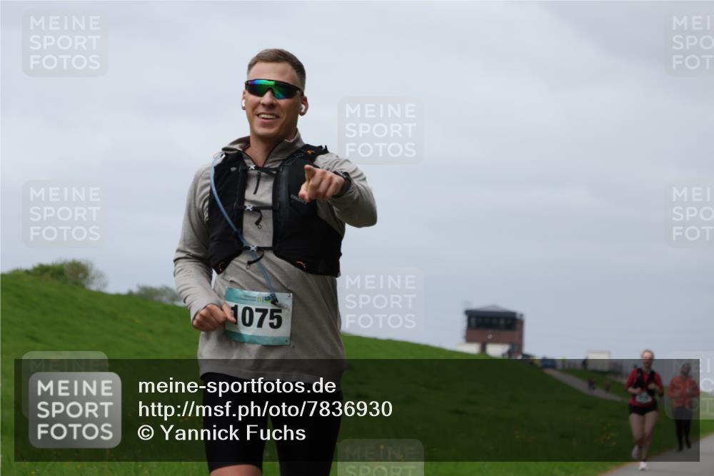04.05.2025 - 8. Wedeler Halbmarathon Yannick Fuchs http://msf.ph/oto/7836930 04.05.2025 11:59:53 Laufen 1075 meine-sportfotos.de