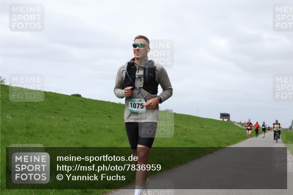04.05.2025 - 8. Wedeler Halbmarathon Yannick Fuchs http://msf.ph/oto/7836959 04.05.2025 11:59:54 Laufen 1075 meine-sportfotos.de