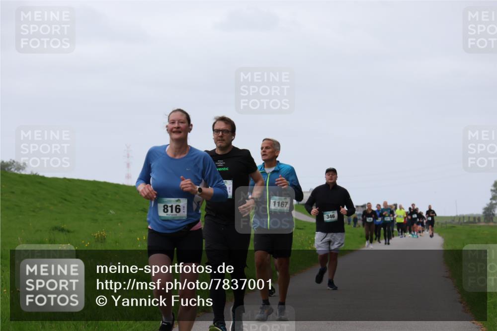 04.05.2025 - 8. Wedeler Halbmarathon Yannick Fuchs http://msf.ph/oto/7837001 04.05.2025 11:24:18 Laufen 816, 1167, 346 meine-sportfotos.de