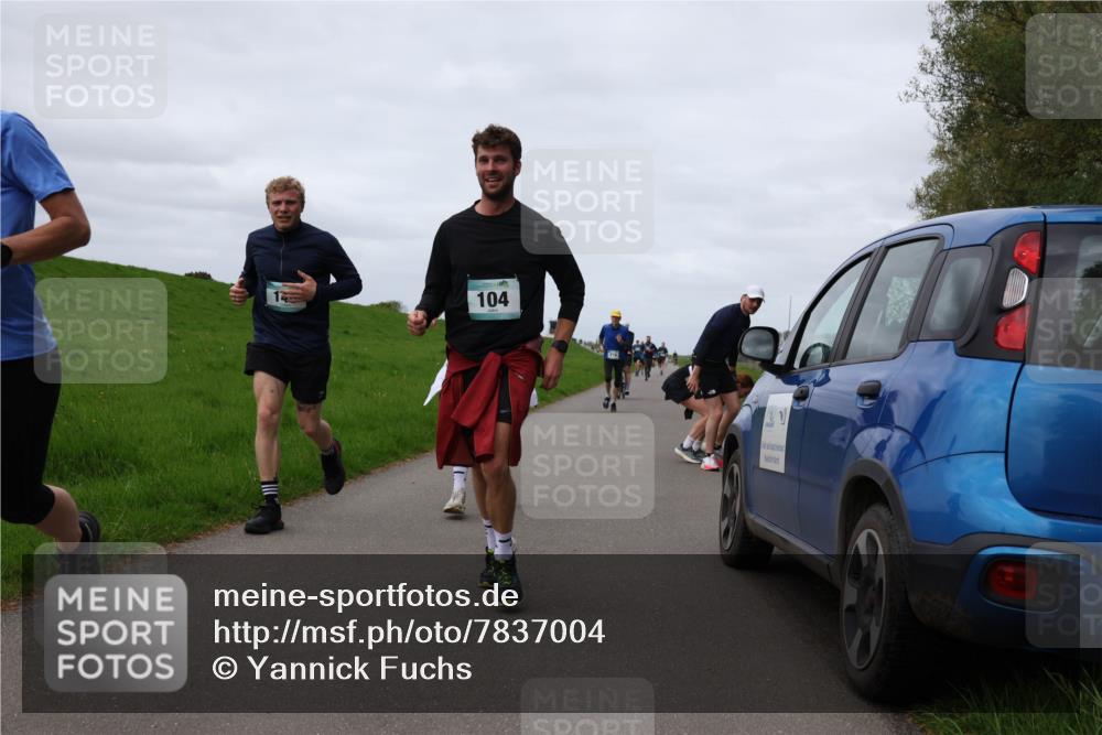 04.05.2025 - 8. Wedeler Halbmarathon Yannick Fuchs http://msf.ph/oto/7837004 04.05.2025 11:45:50 Laufen 104 meine-sportfotos.de