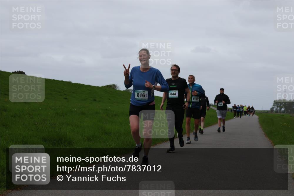 04.05.2025 - 8. Wedeler Halbmarathon Yannick Fuchs http://msf.ph/oto/7837012 04.05.2025 11:24:20 Laufen 816, 844, 1167 meine-sportfotos.de