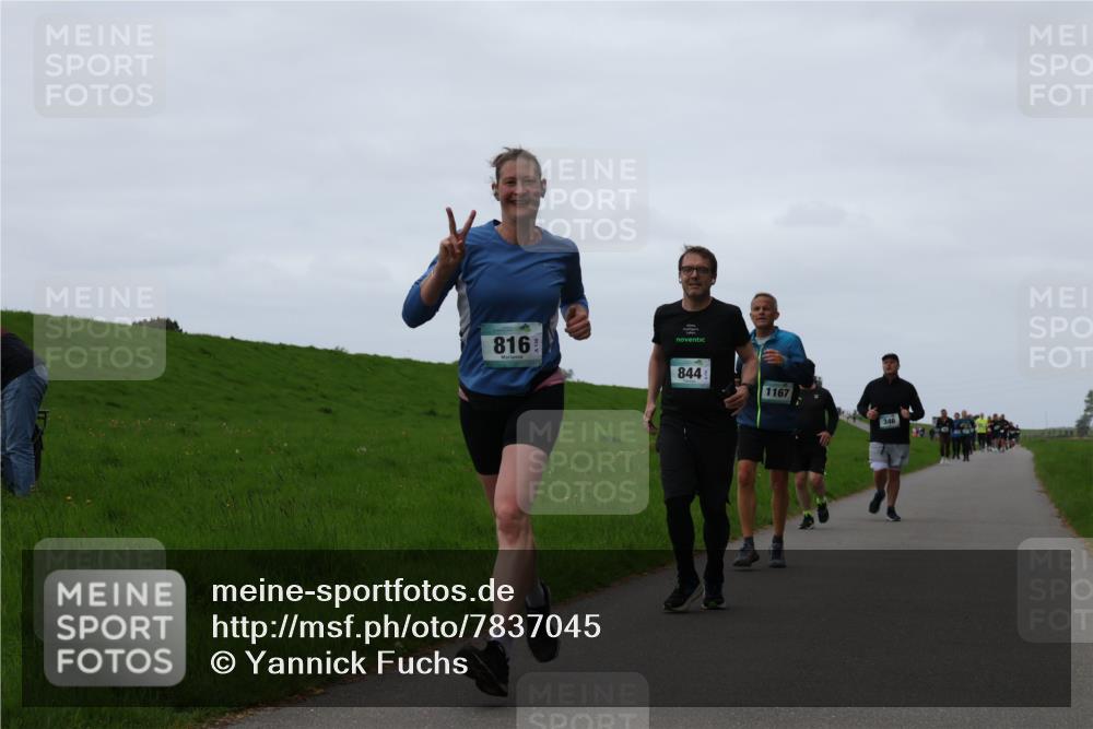 04.05.2025 - 8. Wedeler Halbmarathon Yannick Fuchs http://msf.ph/oto/7837045 04.05.2025 11:24:20 Laufen 816, 844, 1167, 346 meine-sportfotos.de