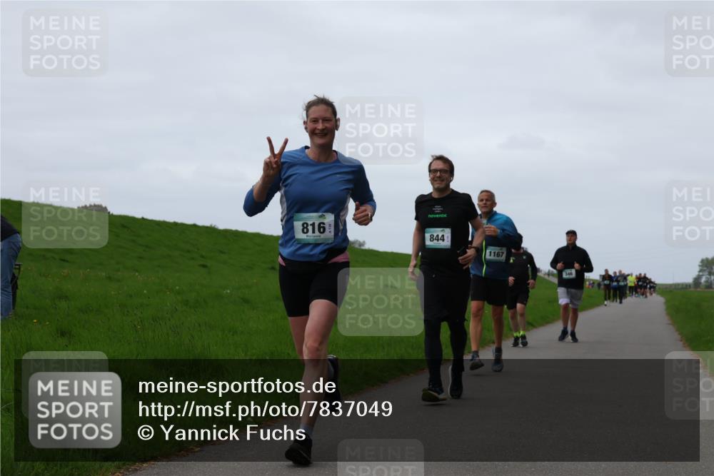 04.05.2025 - 8. Wedeler Halbmarathon Yannick Fuchs http://msf.ph/oto/7837049 04.05.2025 11:24:21 Laufen 816, 844, 1167, 346 meine-sportfotos.de