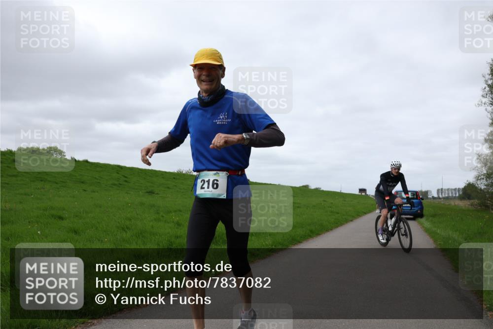 04.05.2025 - 8. Wedeler Halbmarathon Yannick Fuchs http://msf.ph/oto/7837082 04.05.2025 11:45:57 Laufen 216 meine-sportfotos.de