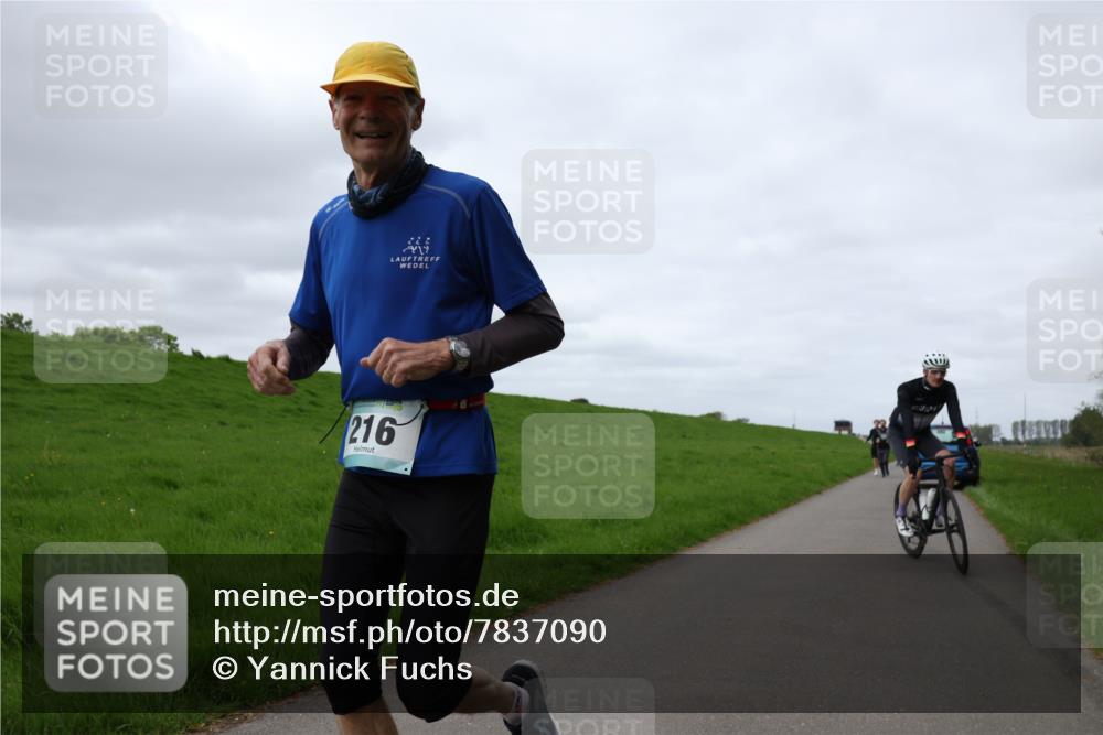 04.05.2025 - 8. Wedeler Halbmarathon Yannick Fuchs http://msf.ph/oto/7837090 04.05.2025 11:45:57 Laufen 216 meine-sportfotos.de