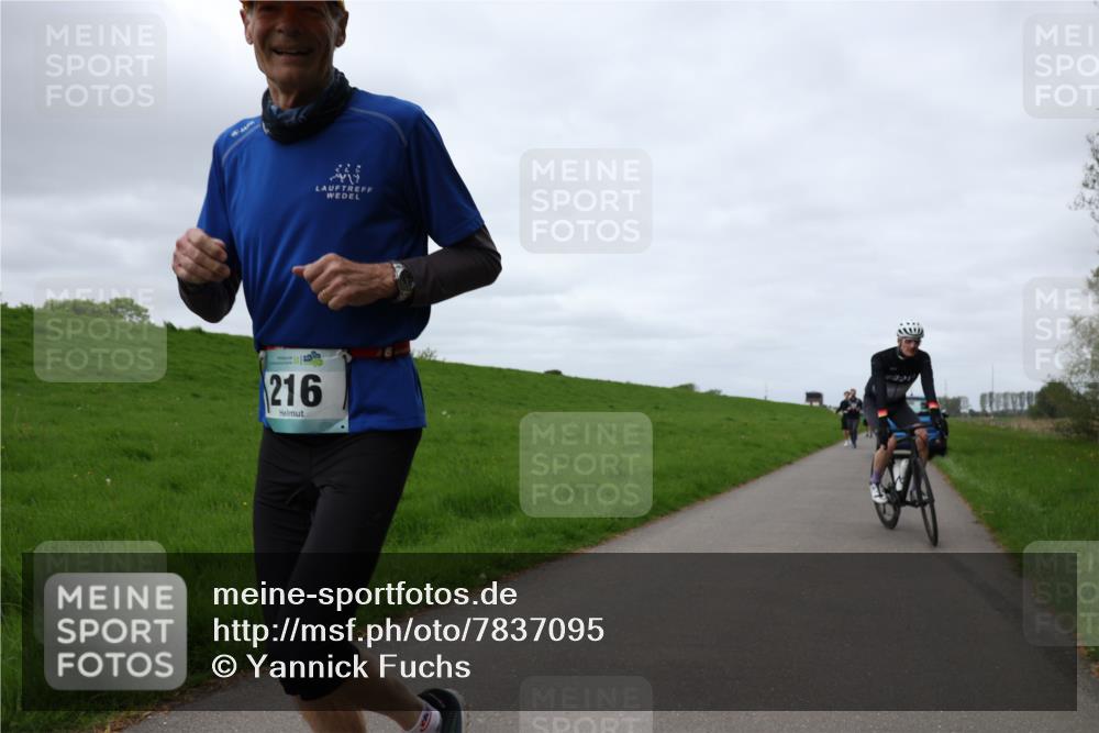 04.05.2025 - 8. Wedeler Halbmarathon Yannick Fuchs http://msf.ph/oto/7837095 04.05.2025 11:45:57 Laufen 216 meine-sportfotos.de