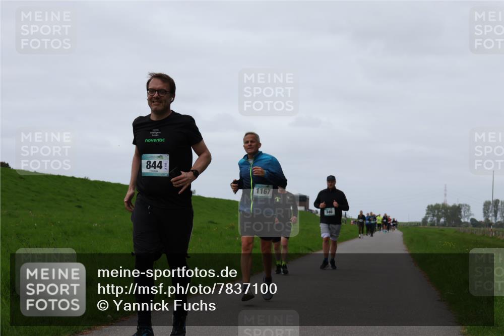 04.05.2025 - 8. Wedeler Halbmarathon Yannick Fuchs http://msf.ph/oto/7837100 04.05.2025 11:24:22 Laufen 844, 1167, 346 meine-sportfotos.de