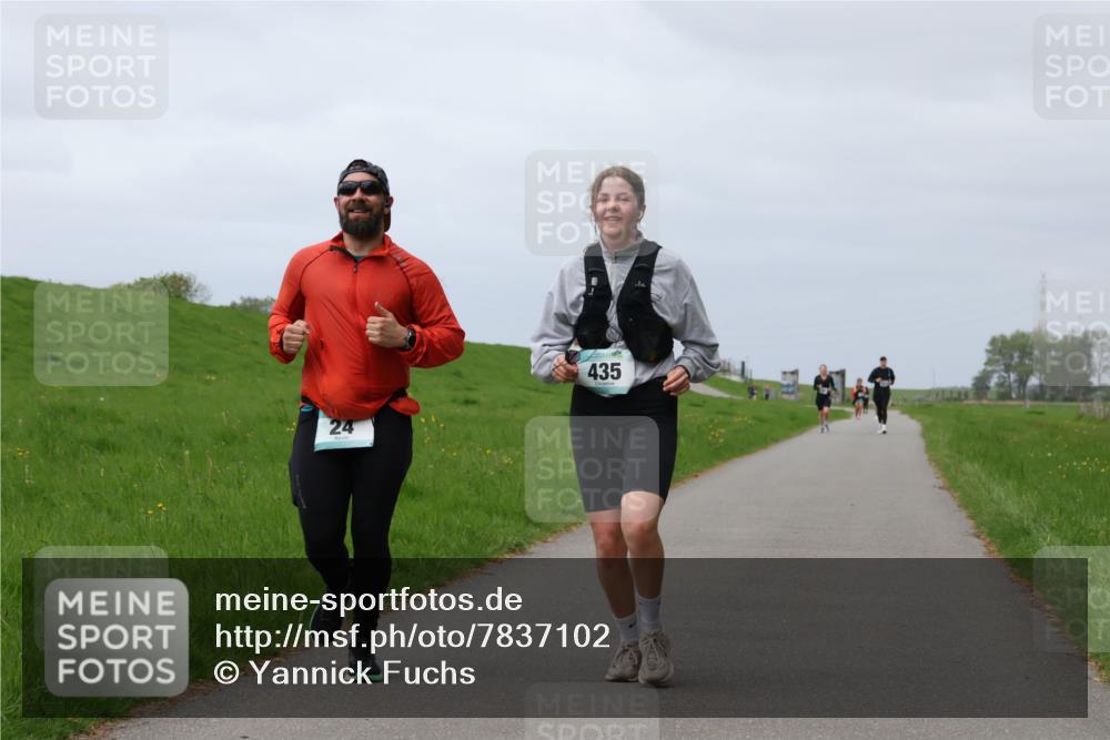 04.05.2025 - 8. Wedeler Halbmarathon Yannick Fuchs http://msf.ph/oto/7837102 04.05.2025 12:00:12 Laufen 24, 435 meine-sportfotos.de
