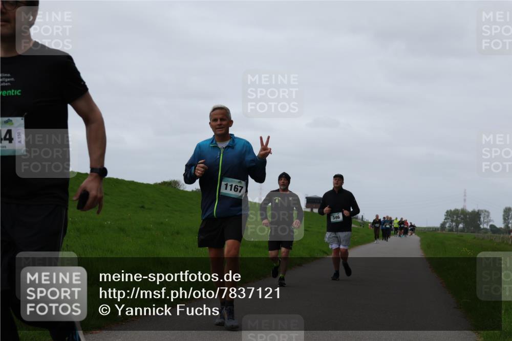 04.05.2025 - 8. Wedeler Halbmarathon Yannick Fuchs http://msf.ph/oto/7837121 04.05.2025 11:24:23 Laufen 4490, 150, 1167, 346 meine-sportfotos.de