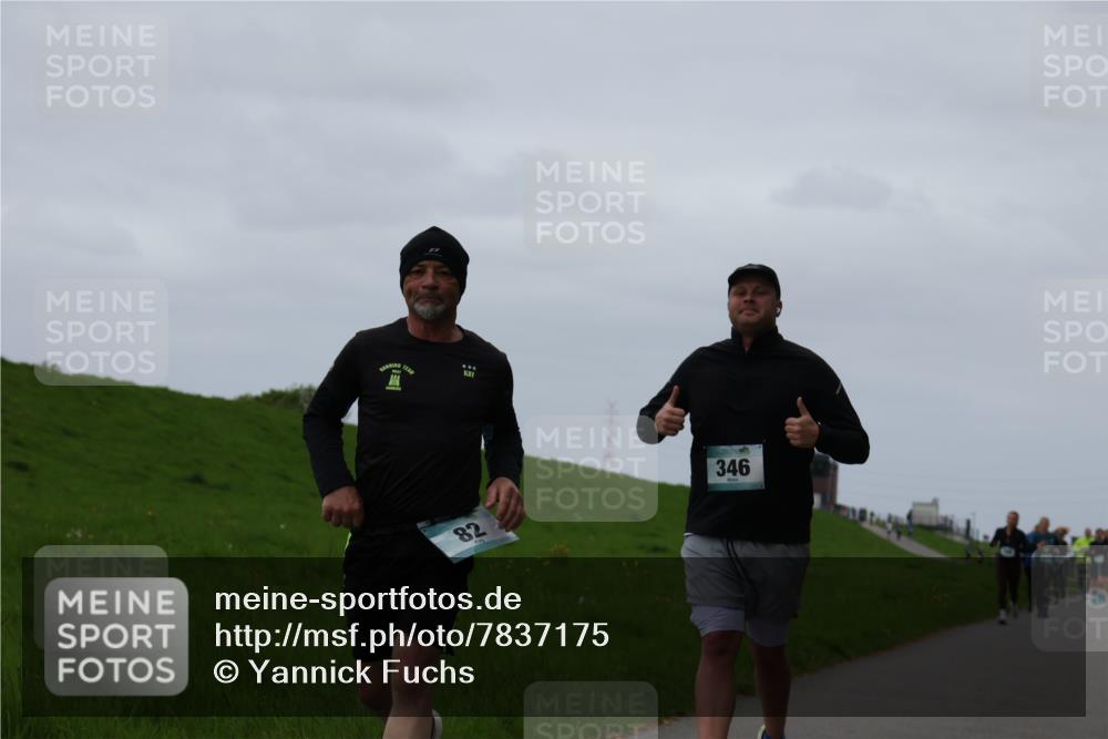 04.05.2025 - 8. Wedeler Halbmarathon Yannick Fuchs http://msf.ph/oto/7837175 04.05.2025 11:24:25 Laufen 82, 346 meine-sportfotos.de