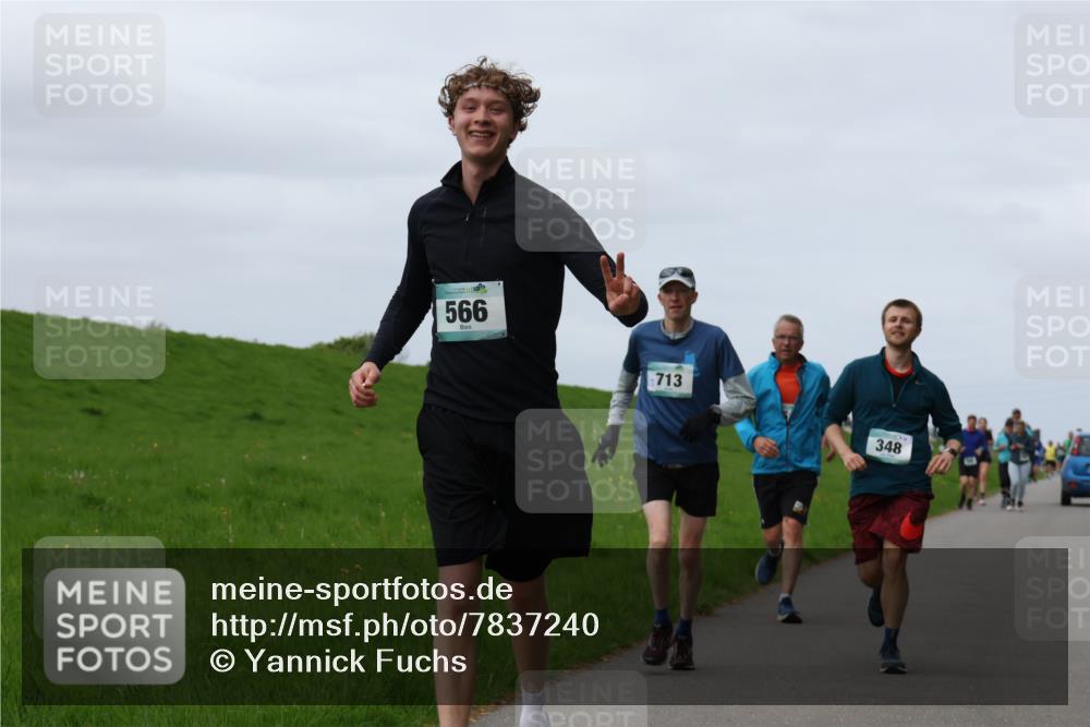 04.05.2025 - 8. Wedeler Halbmarathon Yannick Fuchs http://msf.ph/oto/7837240 04.05.2025 11:46:06 Laufen 566, 713, 348 meine-sportfotos.de
