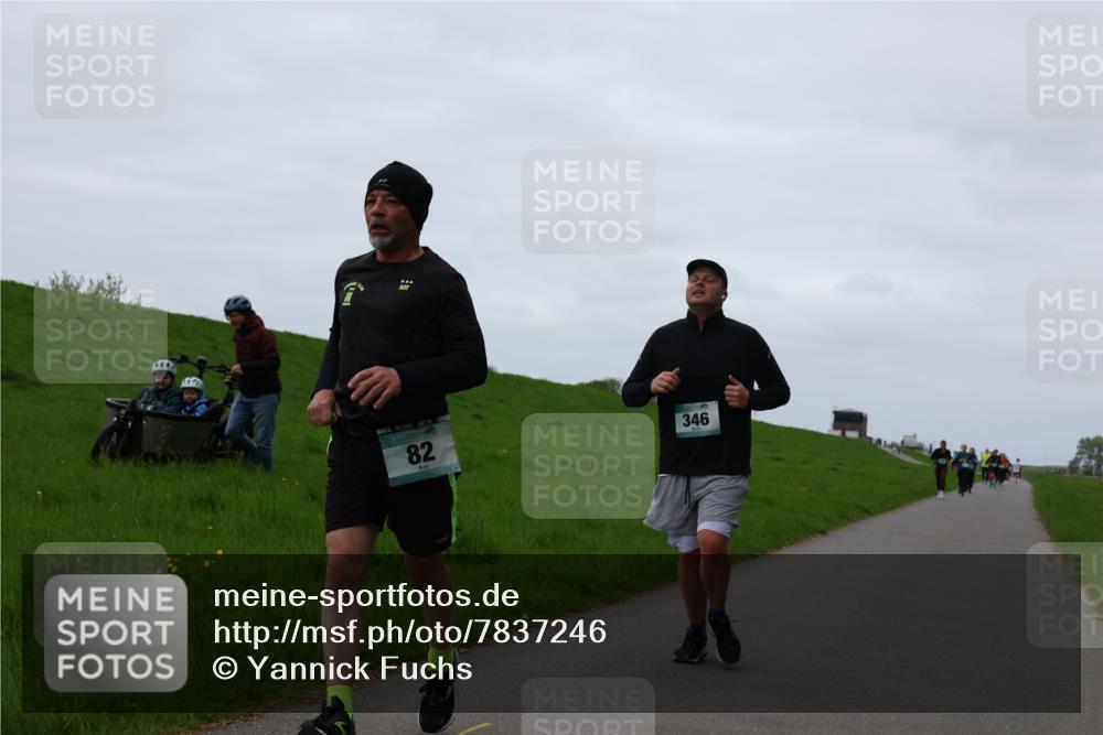04.05.2025 - 8. Wedeler Halbmarathon Yannick Fuchs http://msf.ph/oto/7837246 04.05.2025 11:24:26 Laufen 82, 346 meine-sportfotos.de