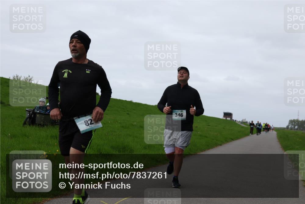 04.05.2025 - 8. Wedeler Halbmarathon Yannick Fuchs http://msf.ph/oto/7837261 04.05.2025 11:24:27 Laufen 82, 346 meine-sportfotos.de