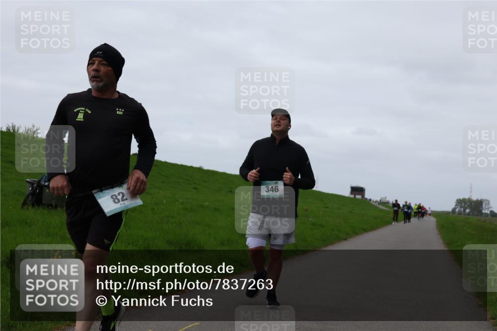 04.05.2025 - 8. Wedeler Halbmarathon Yannick Fuchs http://msf.ph/oto/7837263 04.05.2025 11:24:27 Laufen 82, 346 meine-sportfotos.de